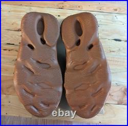 Adidas Yeezy Foam RNR Clay Red size 13 HP5335